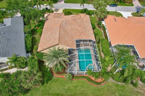 House in Palm Beach Gardens, Florida 4 bedrooms, 253.81 sq.m. № 1133036 - photo 10