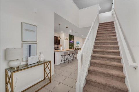 Villa ou maison à vendre à Davenport, Floride: 6 chambres, 289.2 m2 № 1250010 - photo 4