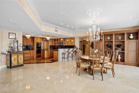 Condo in Lauderdale-by-the-Sea, Florida, 3 bedrooms  № 580001 - photo 28
