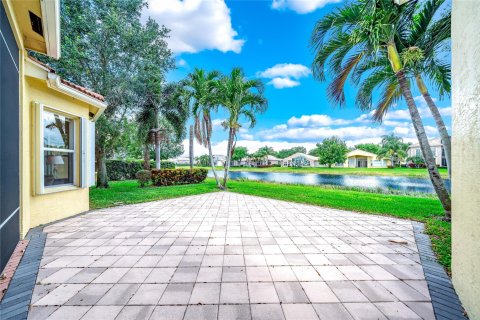 Villa ou maison à vendre à Boynton Beach, Floride: 4 chambres, 263.75 m2 № 1079631 - photo 14