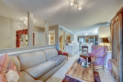 Condominio en venta en Tamarac, Florida, 2 dormitorios, 139.35 m2 № 890430 - foto 26