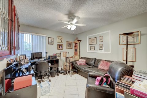 Copropriété à vendre à Tamarac, Floride: 2 chambres, 139.35 m2 № 890430 - photo 16