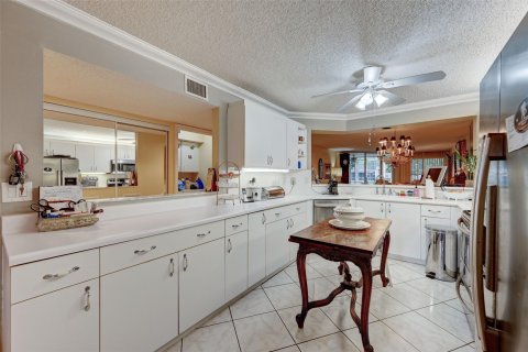 Condominio en venta en Tamarac, Florida, 2 dormitorios, 139.35 m2 № 890430 - foto 24
