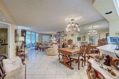 Condominio en venta en Tamarac, Florida, 2 dormitorios, 139.35 m2 № 890430 - foto 21