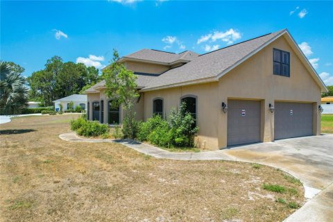 House in Sebring, Florida 4 bedrooms, 292.92 sq.m. № 1278738 - photo 4