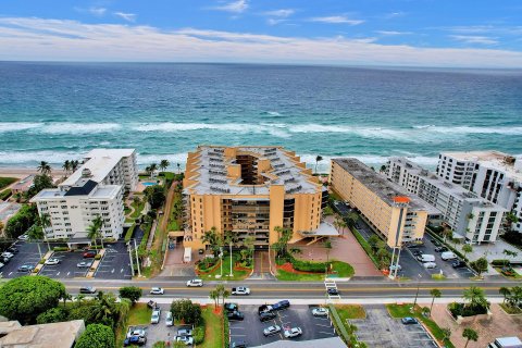 Condominio en venta en Hillsboro Beach, Florida, 2 dormitorios, 159.33 m2 № 832908 - foto 30