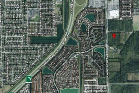 Immobilier commercial à vendre à Homestead, Floride № 477689 - photo 6