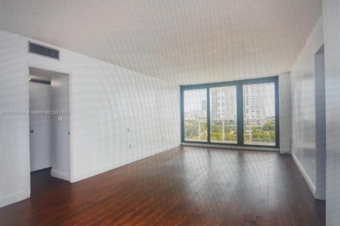 Condominio en venta en Aventura, Florida, 2 dormitorios, 101.45 m2 № 1305884 - foto 4