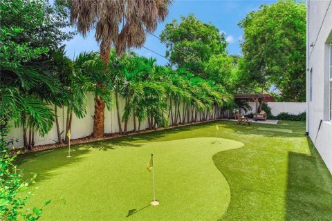 Villa ou maison à vendre à Tampa, Floride: 4 chambres, 295.71 m2 № 1287143 - photo 5