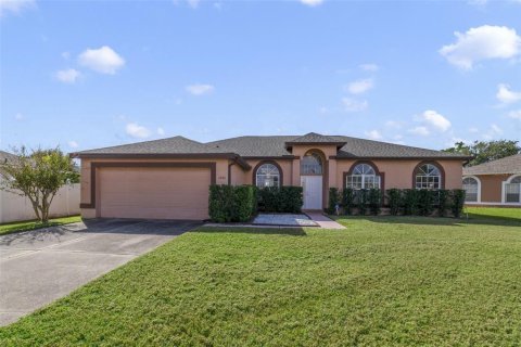 House in Kissimmee, Florida 4 bedrooms, 185.8 sq.m. № 1432076 - photo 1