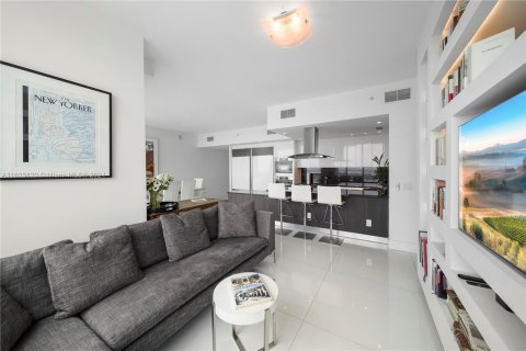 Condo in Miami Beach, Florida, 3 bedrooms  № 1272405 - photo 15