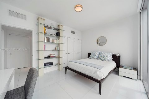 Condo in Miami Beach, Florida, 3 bedrooms  № 1272405 - photo 25