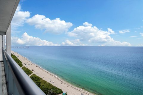 Condo in Miami Beach, Florida, 3 bedrooms  № 1272405 - photo 6