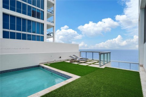 Condo in Miami Beach, Florida, 3 bedrooms  № 1272405 - photo 3