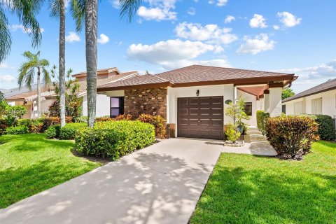 Villa ou maison à vendre à Boynton Beach, Floride: 3 chambres, 160.81 m2 № 1309496 - photo 1