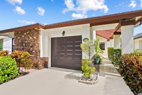 Villa ou maison à vendre à Boynton Beach, Floride: 3 chambres, 160.81 m2 № 1309496 - photo 7