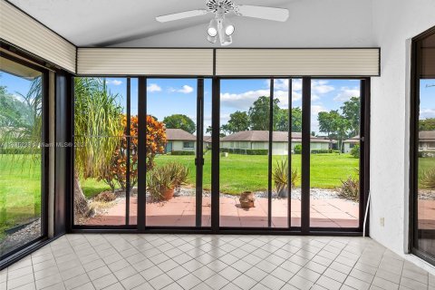 Villa ou maison à vendre à Boynton Beach, Floride: 3 chambres, 160.81 m2 № 1309496 - photo 2