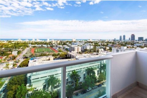 Copropriété à vendre à Miami Beach, Floride: 1 chambre, 94.67 m2 № 1309472 - photo 1