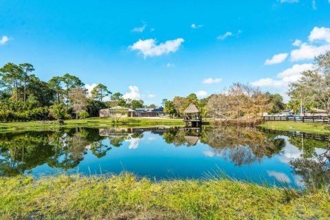Villa ou maison à vendre à Loxahatchee Groves, Floride: 5 chambres, 361.2 m2 № 284859 - photo 16