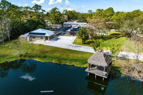 Casa en venta en Loxahatchee Groves, Florida, 5 dormitorios, 361.2 m2 № 284859 - foto 3
