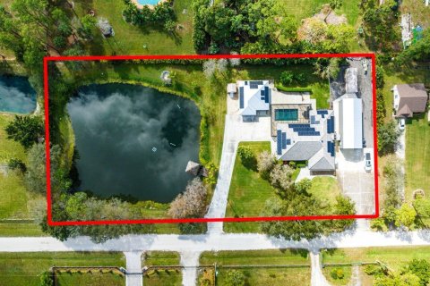 Villa ou maison à vendre à Loxahatchee Groves, Floride: 5 chambres, 361.2 m2 № 284859 - photo 12