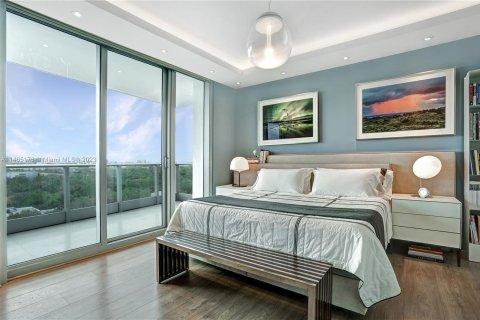 Condominio en venta en Miami, Florida, 2 dormitorios, 148.18 m2 № 756541 - foto 14