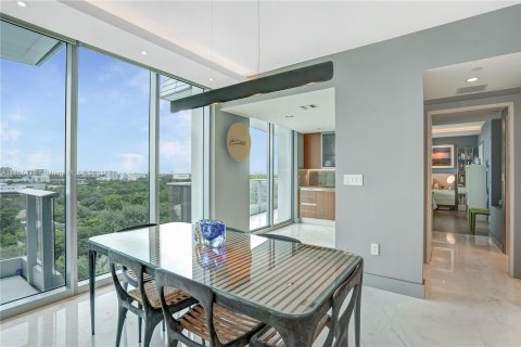 Copropriété à vendre à Miami, Floride: 2 chambres, 148.18 m2 № 756541 - photo 8