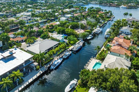 House in Fort Lauderdale, Florida 6 bedrooms, 613.15 sq.m. № 1096525 - photo 5