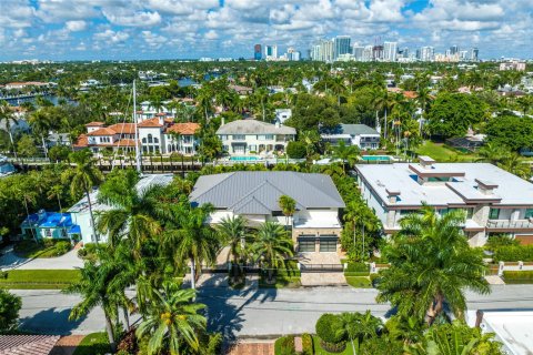 House in Fort Lauderdale, Florida 6 bedrooms, 613.15 sq.m. № 1096525 - photo 12