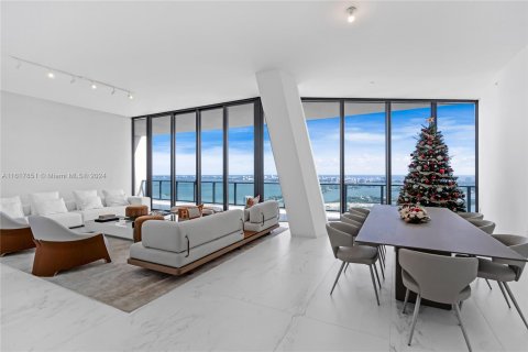 Copropriété à vendre à Miami, Floride: 4 chambres, 441.75 m2 № 1239158 - photo 3