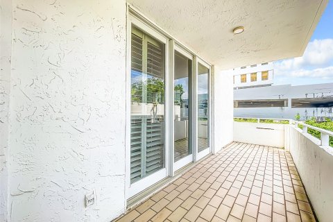 Condominio en venta en Fort Lauderdale, Florida, 2 dormitorios, 147.9 m2 № 1117908 - foto 13