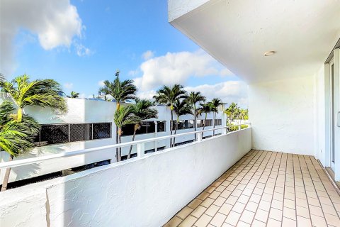 Copropriété à vendre à Fort Lauderdale, Floride: 2 chambres, 147.9 m2 № 1117908 - photo 14