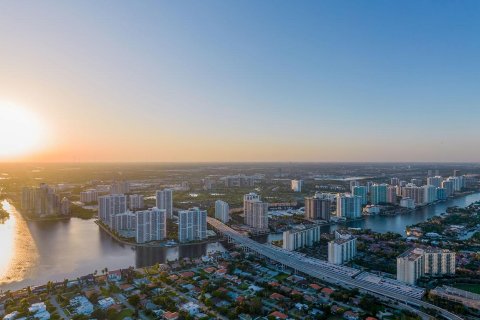 Copropriété à vendre à Sunny Isles Beach, Floride: 4 chambres, 498.51 m2 № 888111 - photo 6