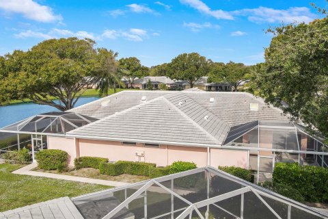 Villa ou maison à vendre à Palm Beach Gardens, Floride: 2 chambres, 107.02 m2 № 888110 - photo 1