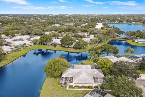 Villa ou maison à vendre à Palm Beach Gardens, Floride: 2 chambres, 107.02 m2 № 888110 - photo 16