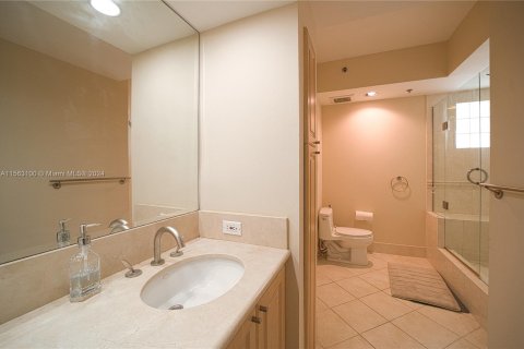 Apartamento en alquiler en Aventura, Florida, 2 dormitorios, 110.65 m2 № 1103640 - foto 10