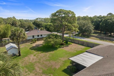 Villa ou maison à vendre à Palm Bay, Floride: 3 chambres, 165.46 m2 № 1207448 - photo 2