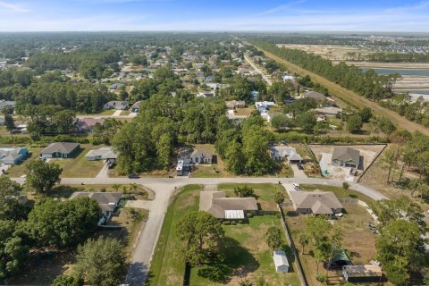 Villa ou maison à vendre à Palm Bay, Floride: 3 chambres, 165.46 m2 № 1207448 - photo 8