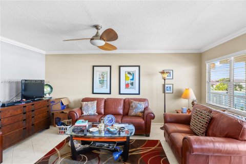 Copropriété à vendre à Deerfield Beach, Floride: 2 chambres, 76.18 m2 № 1389762 - photo 12