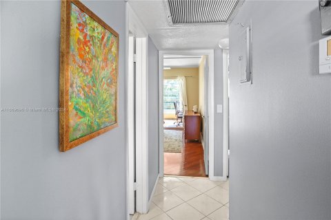 Copropriété à vendre à Deerfield Beach, Floride: 2 chambres, 76.18 m2 № 1389762 - photo 18