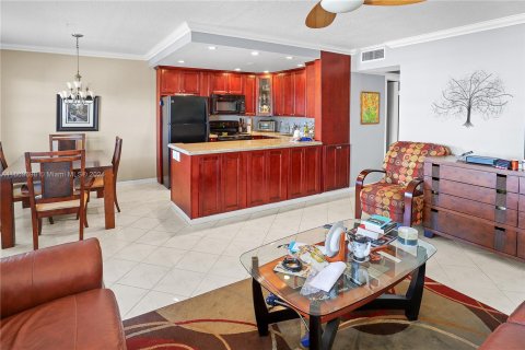 Copropriété à vendre à Deerfield Beach, Floride: 2 chambres, 76.18 m2 № 1389762 - photo 15