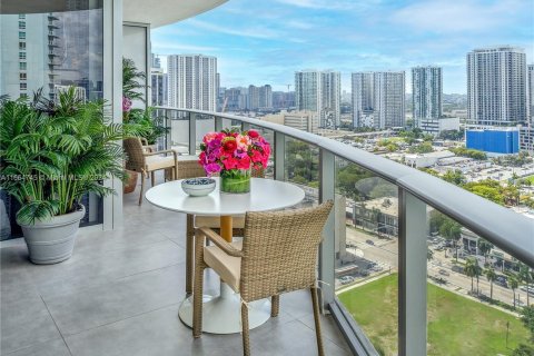 Copropriété à vendre à Miami, Floride: 2 chambres, 109.44 m2 № 1389731 - photo 14