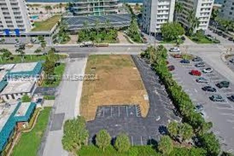 Propiedad comercial en venta en Pompano Beach, Florida № 1389732 - foto 2