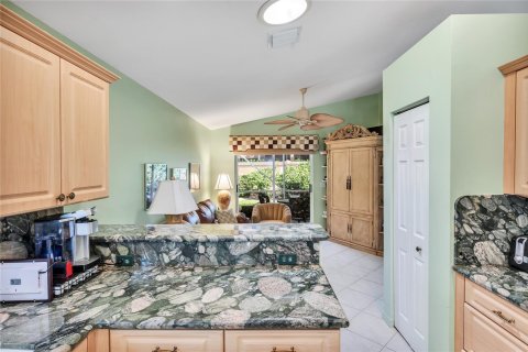 House in Delray Beach, Florida 3 bedrooms, 181.35 sq.m. № 1005407 - photo 22