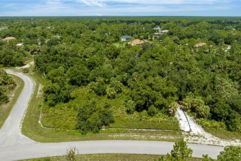 Terreno en venta en North Port, Florida № 1386542 - foto 2