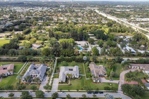 Villa ou maison à vendre à Davie, Floride: 5 chambres, 458.66 m2 № 1141561 - photo 3