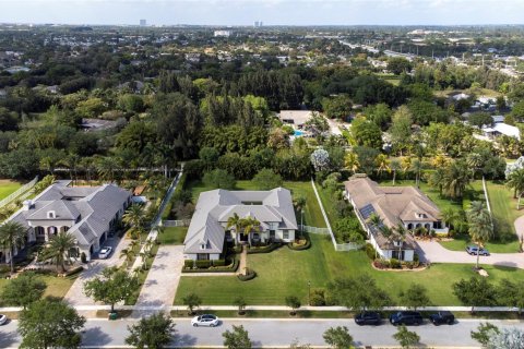 Villa ou maison à vendre à Davie, Floride: 5 chambres, 458.66 m2 № 1141561 - photo 7