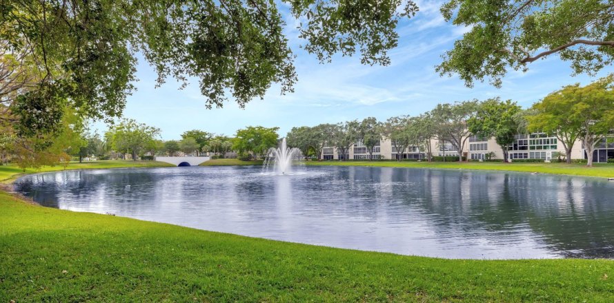 Condo à Coconut Creek, Floride, 2 chambres  № 1141568