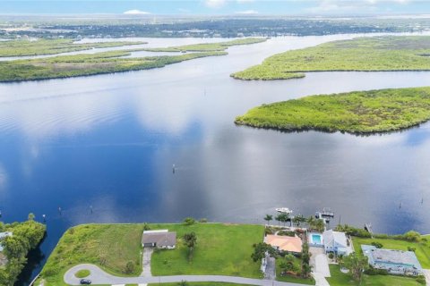 Terreno en venta en Punta Gorda, Florida № 1377774 - foto 14