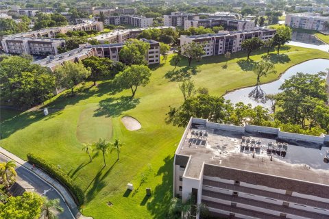 Condo in Sunrise, Florida, 2 bedrooms  № 1104371 - photo 20